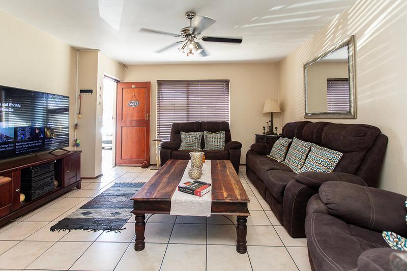 2 Bedroom Property for Sale in Ferndale Western Cape